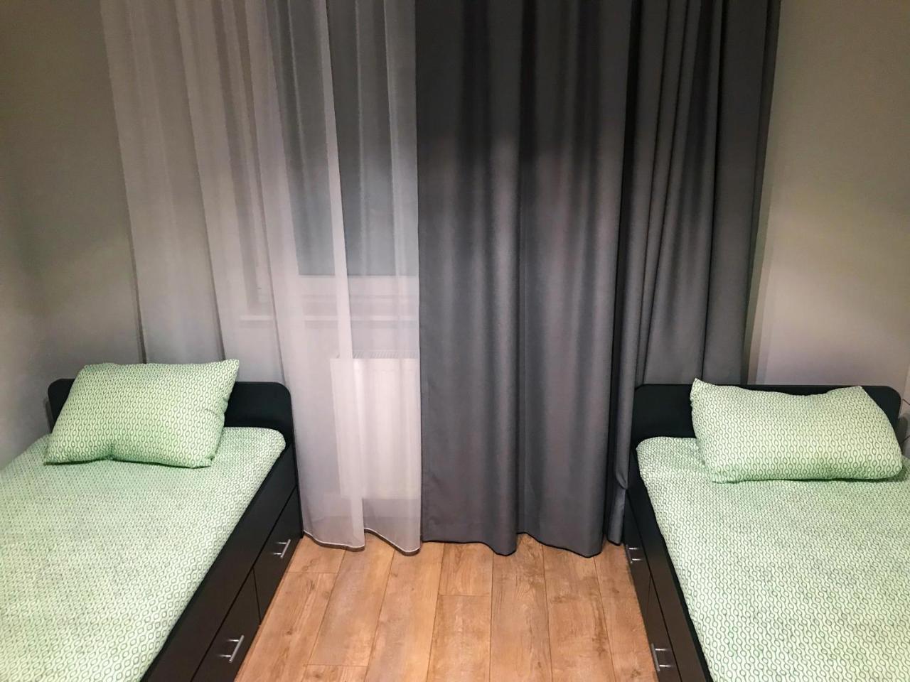 Crystal Guesthouse Варшава Екстериор снимка