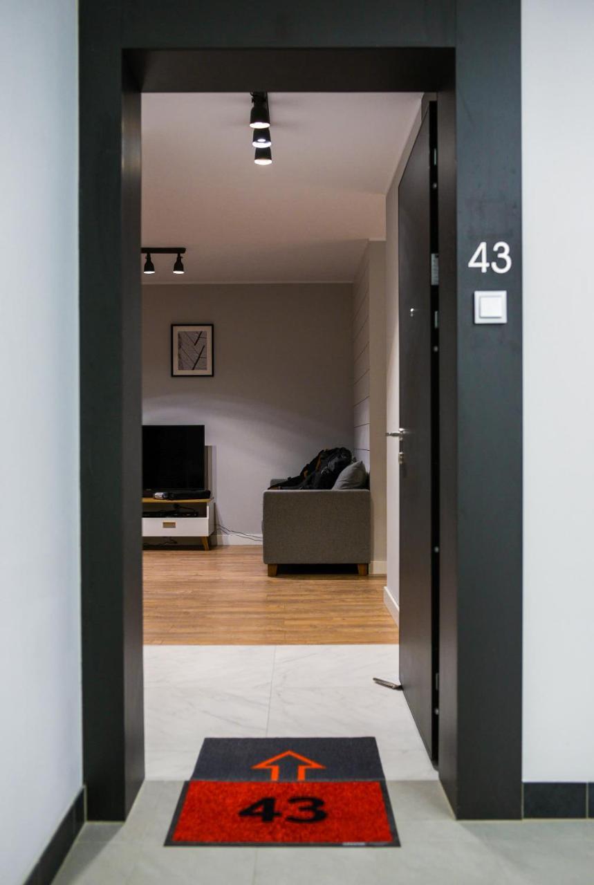 Crystal Guesthouse Варшава Екстериор снимка
