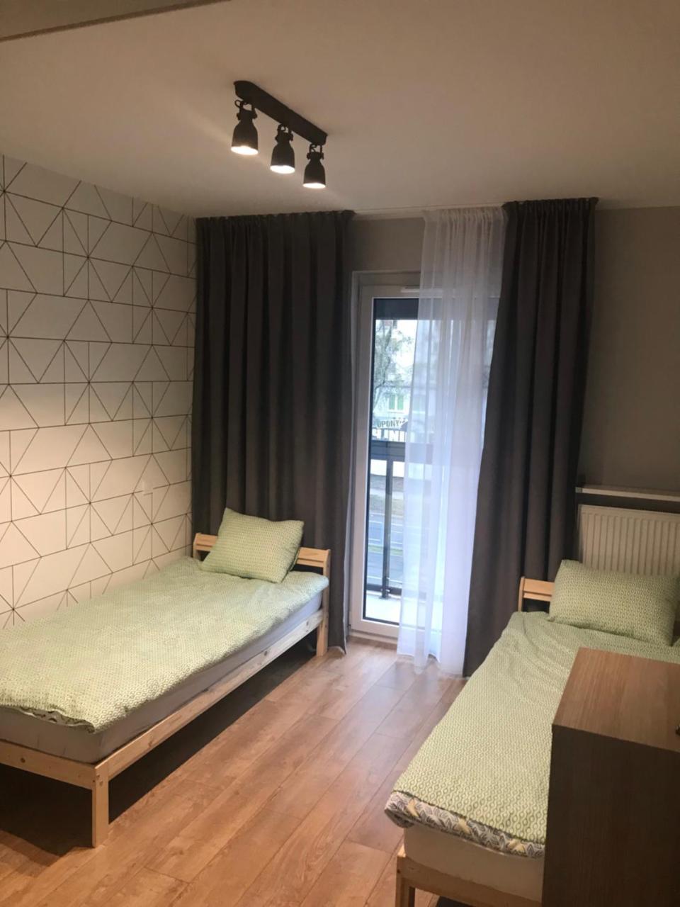 Crystal Guesthouse Варшава Екстериор снимка