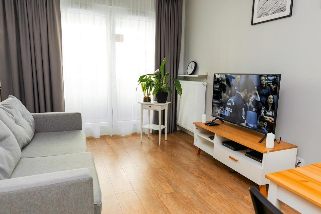 Crystal Guesthouse Варшава Екстериор снимка